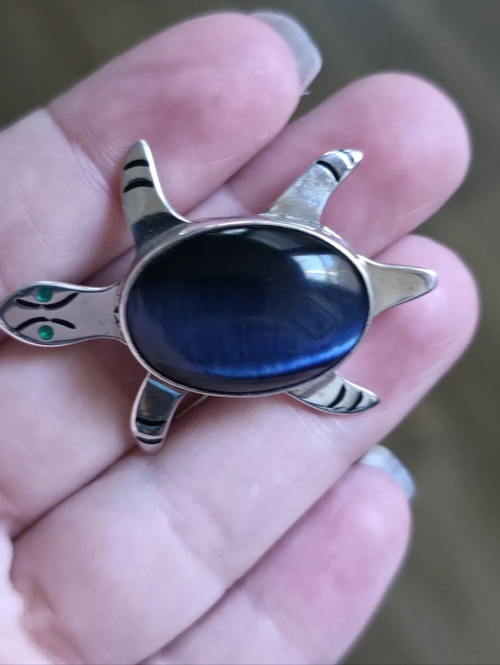 Sterling Silver Turtle Brooch with Blue Cat's Eye Stone 925